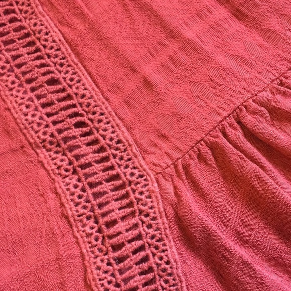 Anamá Shift Eyelet Dress in red - Picture 5 of 5